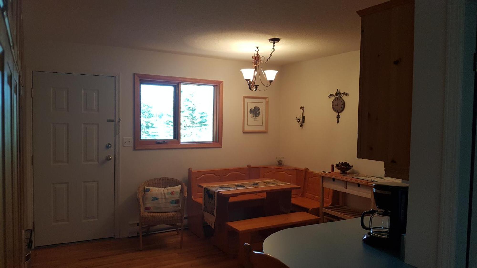 Wettstone Guest Ranch Bed & Breakfast Bridge Lake Oda fotoğraf