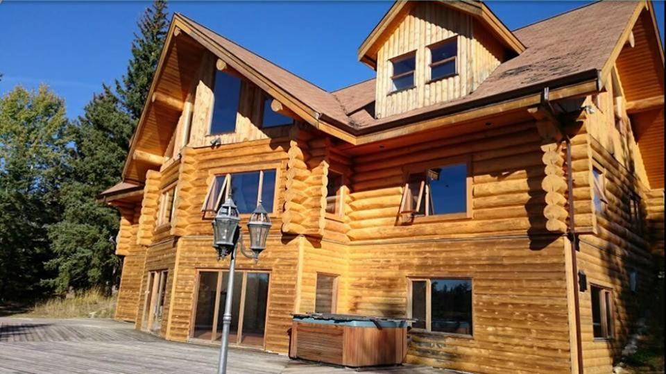 Wettstone Guest Ranch Bed & Breakfast Bridge Lake Oda fotoğraf